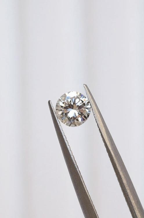The difference between Natural Diamonds vs Lab Grown Diamonds