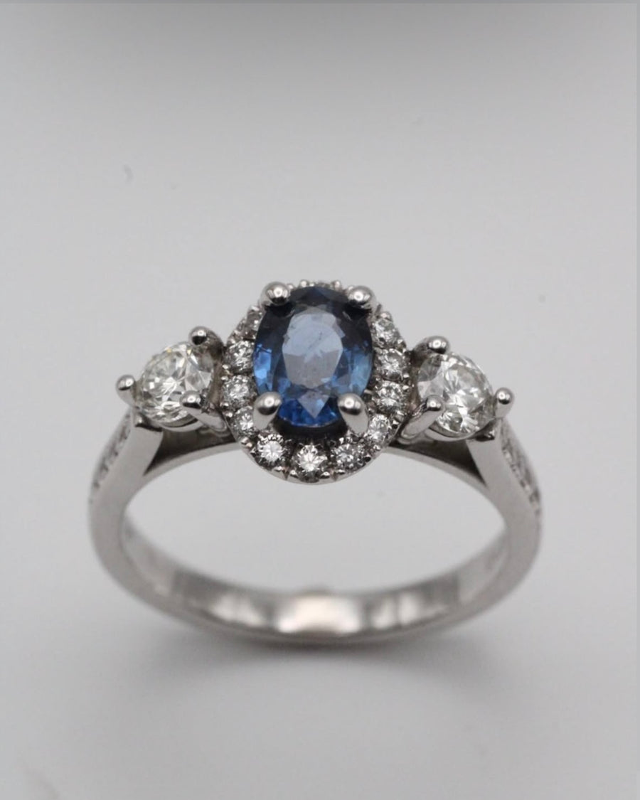 Oval Sapphire & Round Diamond Ring
