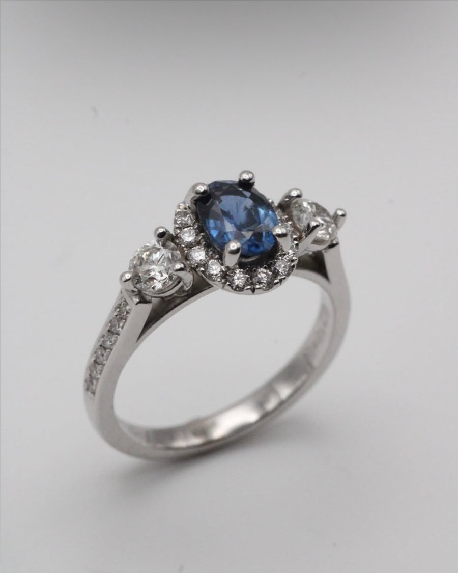 Oval Sapphire & Round Diamond Ring