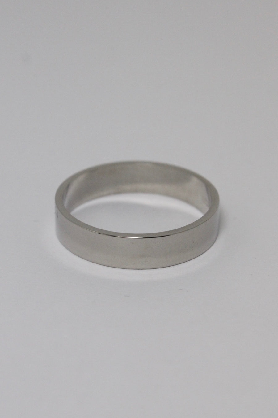 Platinum 600 5mm Ring