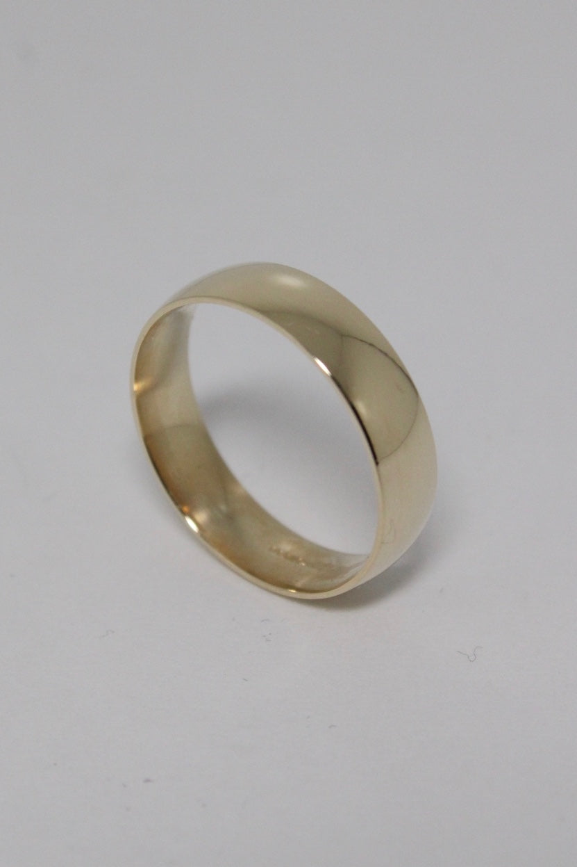 9ct Yellow Gold 5mm Domed Ring