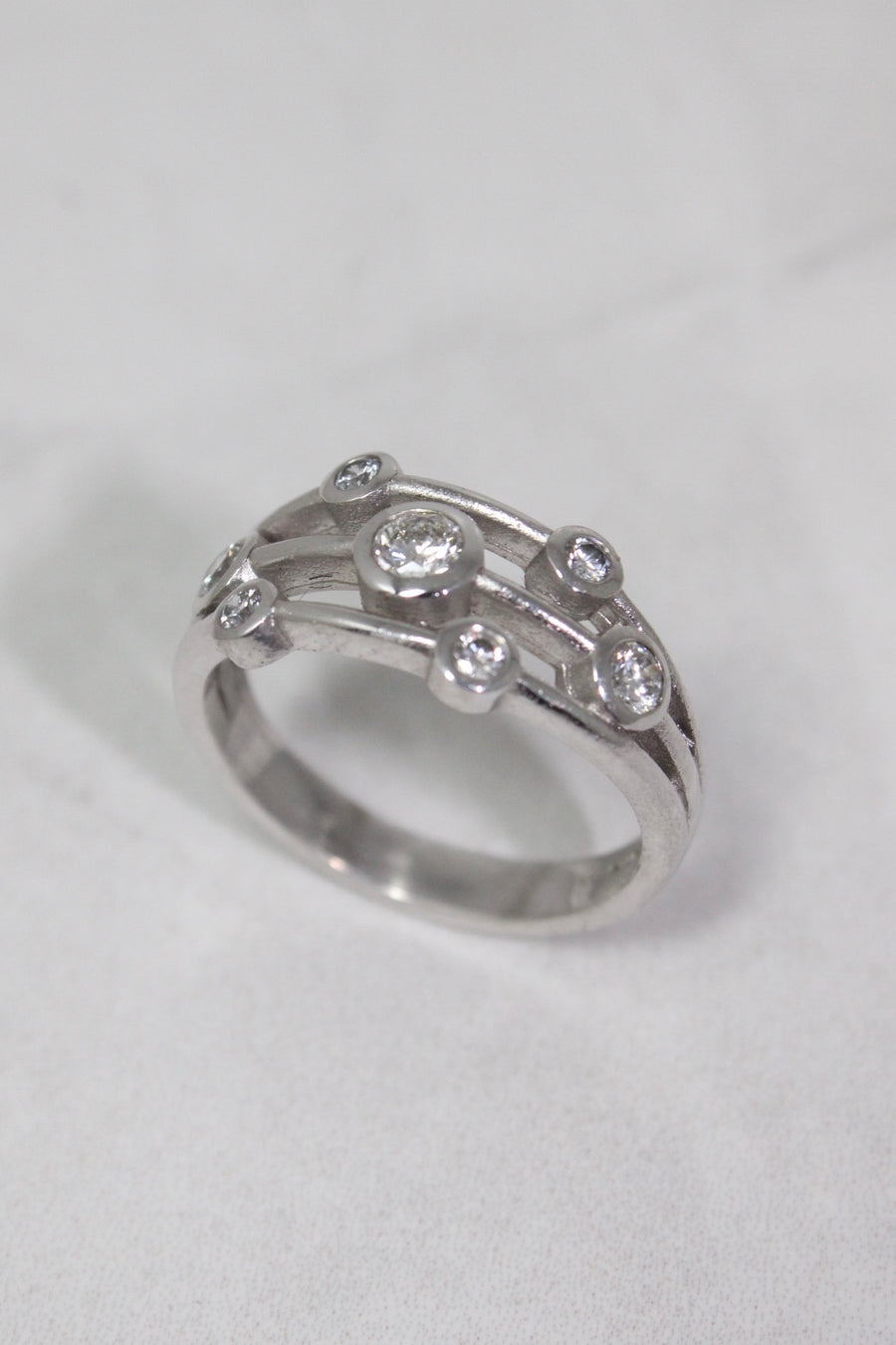 Rubover Diamond Ring